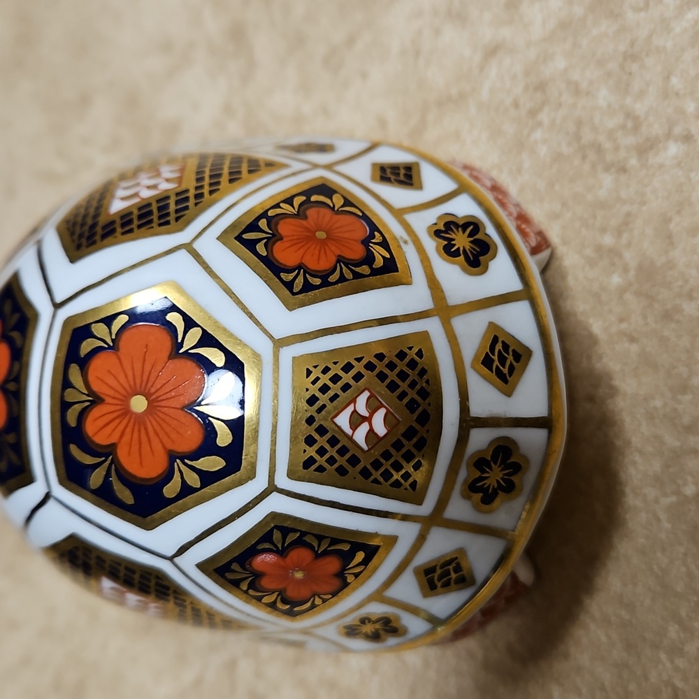Royal Crown Derby Bone China England Turtle Paperweight, Retired - Picture 5 of 8